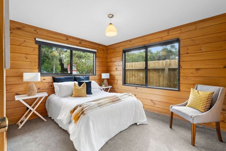 Photo of property in 64 Bassett Road, Johnsonville, Wellington, 6037