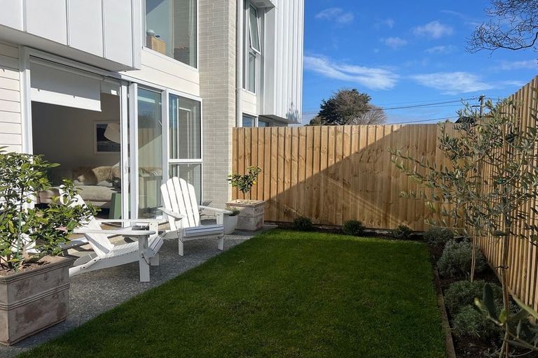 Photo of property in 2/34 Cleveland Street, Edgeware, Christchurch, 8013