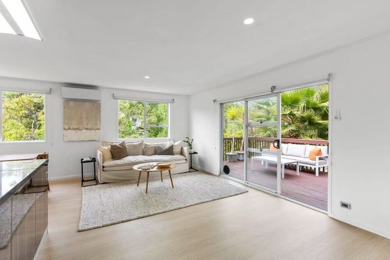 Photo of property in 20b Coronation Street, Belmont, Auckland, 0622