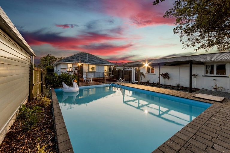 Photo of property in 83 Breezes Road, Avondale, Christchurch, 8061