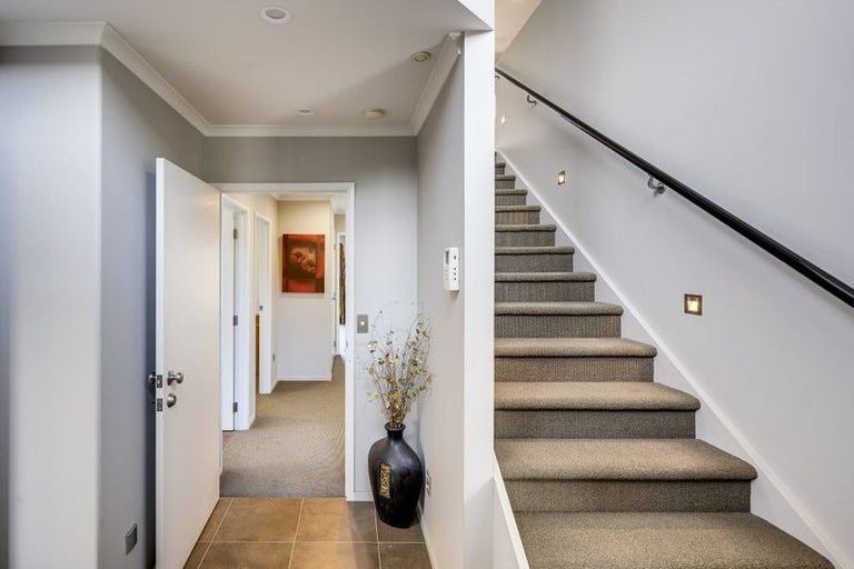 Photo of property in Cheltenham Court, 609 Market Street South, Hastings, 4122