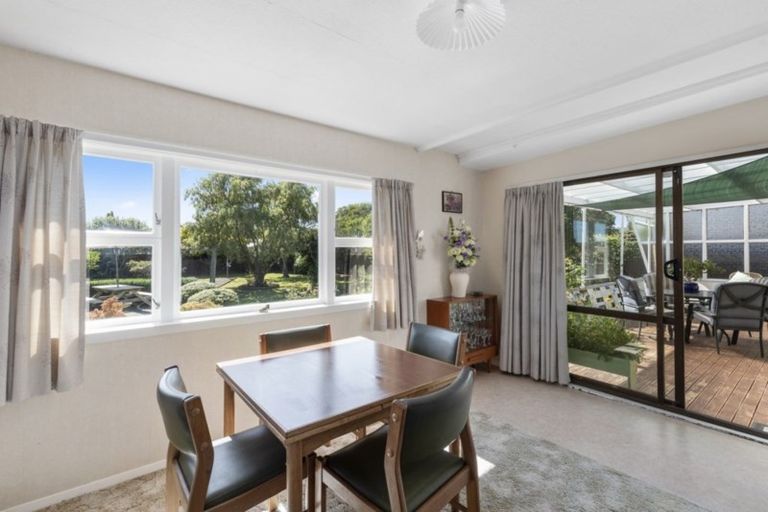 Photo of property in 52 Trafalgar Street, Levin, 5510