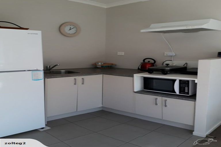 Photo of property in 13 Andre Rise, Stanmore Bay, Whangaparaoa, 0932