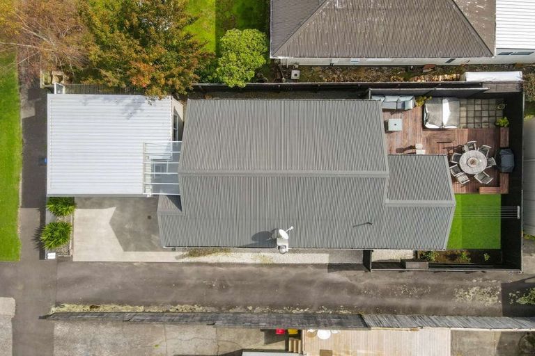 Photo of property in 317 Carrington Street, Vogeltown, New Plymouth, 4310