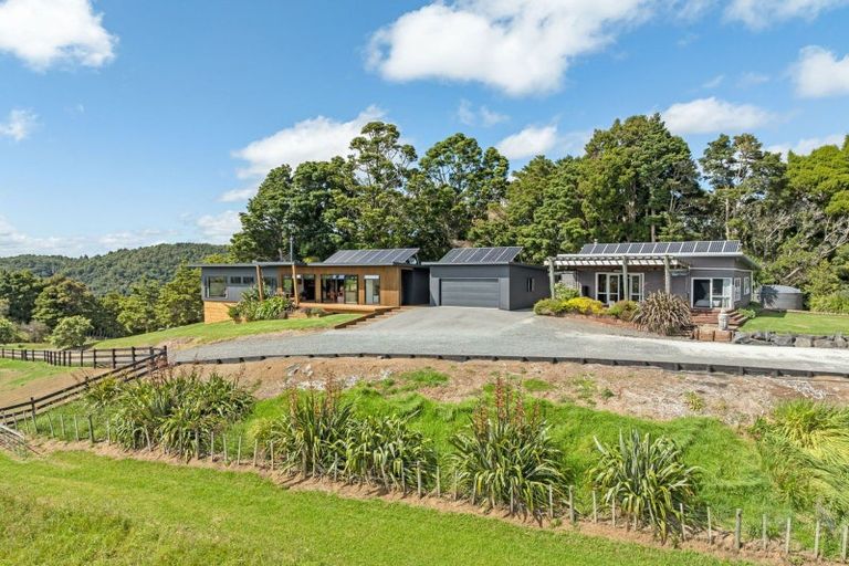 Photo of property in 1140 Russell Road, Opuawhanga, Hikurangi, 0184