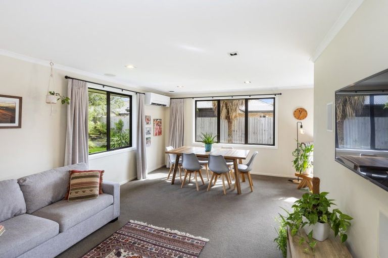Photo of property in 28 Merrilees Place, Linwood, Christchurch, 8062