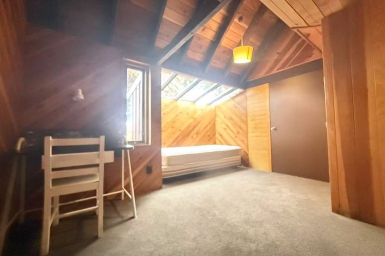 Photo of property in 7b The Esplanade, Eastern Beach, Auckland, 2012