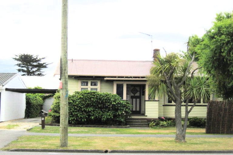 Photo of property in 38 Jellicoe Street, South New Brighton, Christchurch, 8062