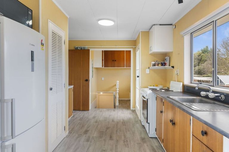 Photo of property in 14 Kempton Place, Richmond Heights, Taupo, 3330