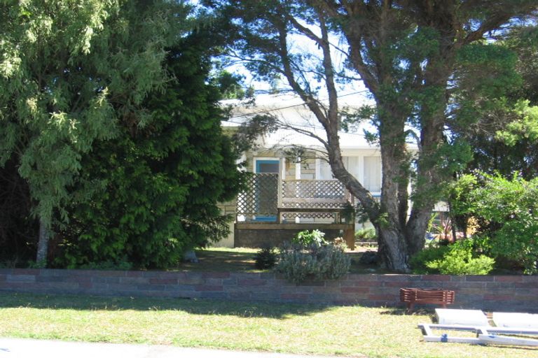 Photo of property in 89 Cobham Crescent, Kelston, Auckland, 0602