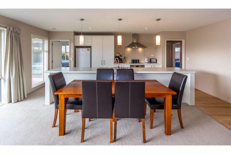 Photo of property in 12 Richmond Avenue, Halswell, Christchurch, 8025