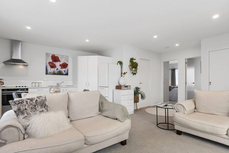 Photo of property in 11 Kamahi Crescent, Papamoa Beach, Papamoa, 3118