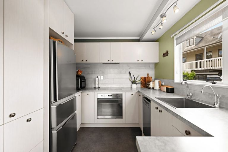 Photo of property in 1 Moreland Avenue, Pukete, Hamilton, 3200