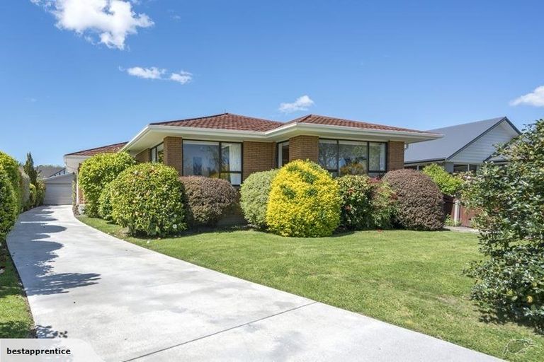 Photo of property in 14 Camelot Street, Ilam, Christchurch, 8041
