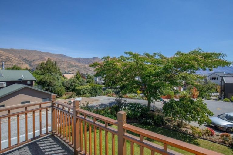 Photo of property in 22 Tenby Street, Wanaka, 9305