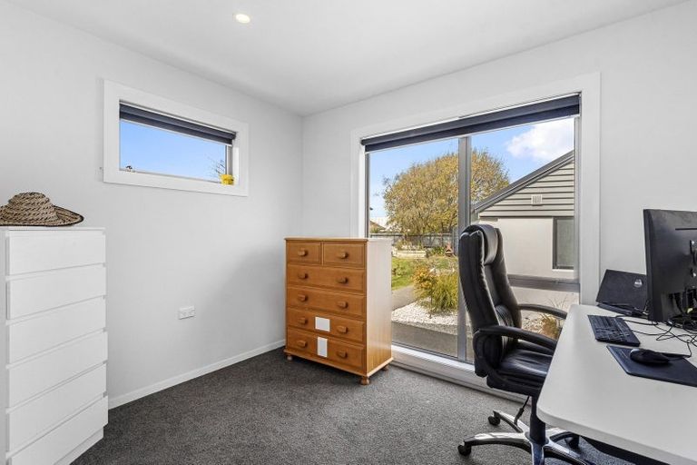 Photo of property in 6 Clarevale Street, Burwood, Christchurch, 8083