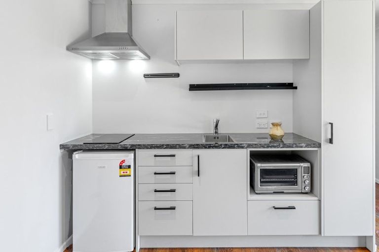 Photo of property in 7 Ranui Road, Stoke, Nelson, 7011