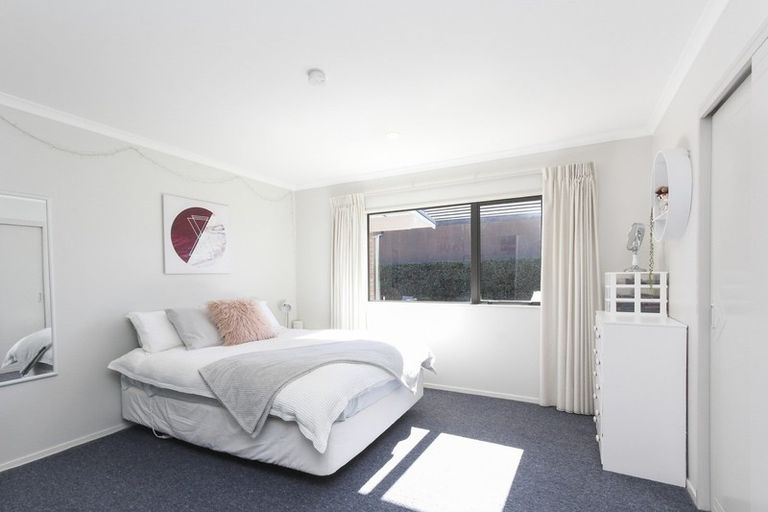 Photo of property in 192b Heta Road, Highlands Park, New Plymouth, 4312