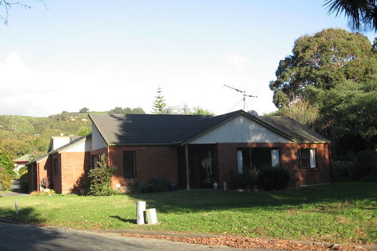 Photo of property in 4 Kew Grove, Raumati Beach, Paraparaumu, 5032