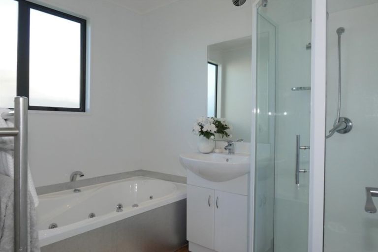 Photo of property in 46 Richill Street, Belfast, Christchurch, 8051