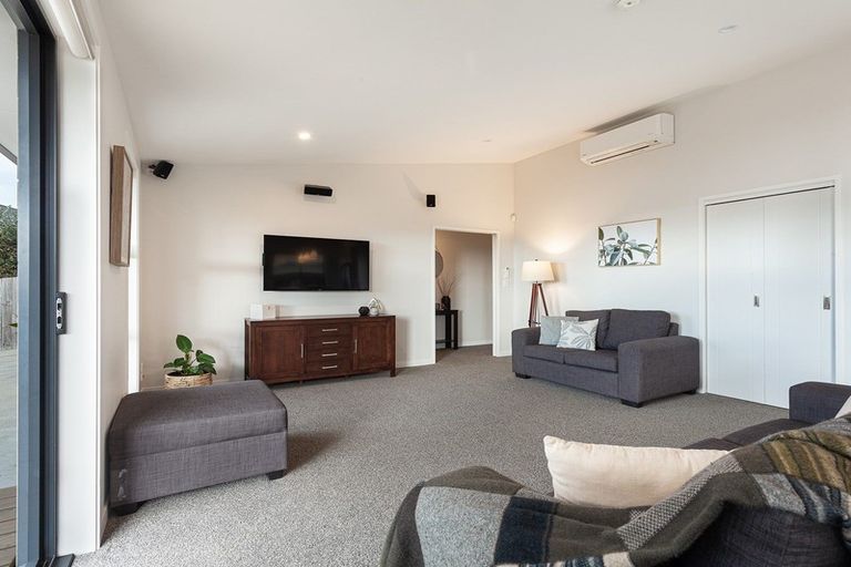 Photo of property in 1320b Papamoa Beach Road, Papamoa Beach, Papamoa, 3118