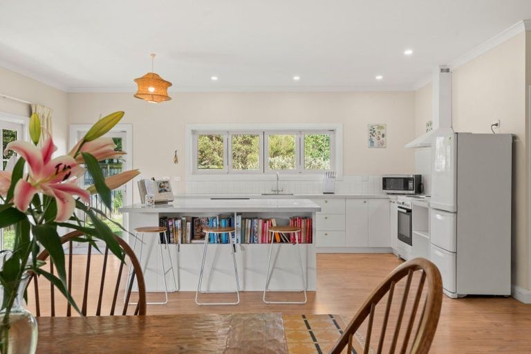 Photo of property in 6 Mckerrow Place, Featherston, 5710