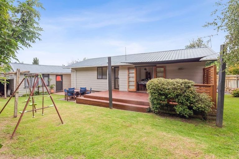 Photo of property in 25 Hookway Grove, Paraparaumu, 5032