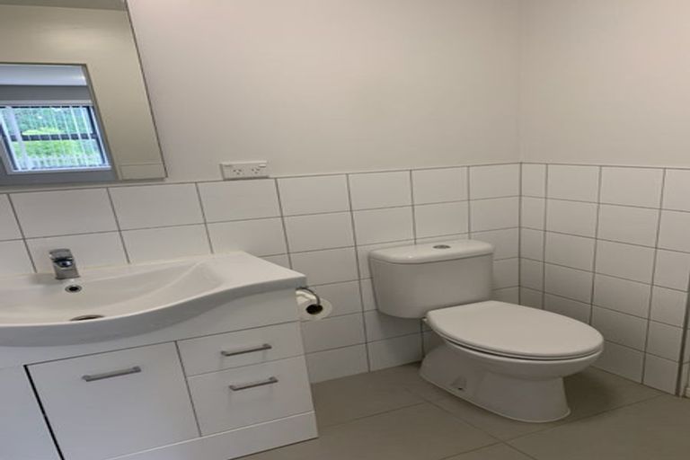 Photo of property in 16 Totara Meadows Court, Wiri, Auckland, 2104