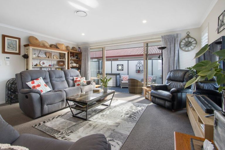 Photo of property in 11 William Wood Place, Aongatete, Katikati, 3178