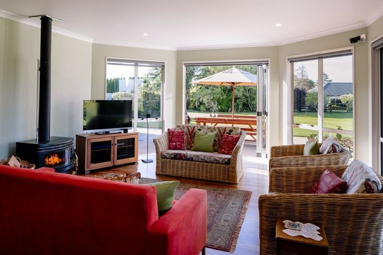 Photo of property in 76 Peake Road, Cambridge, 3493