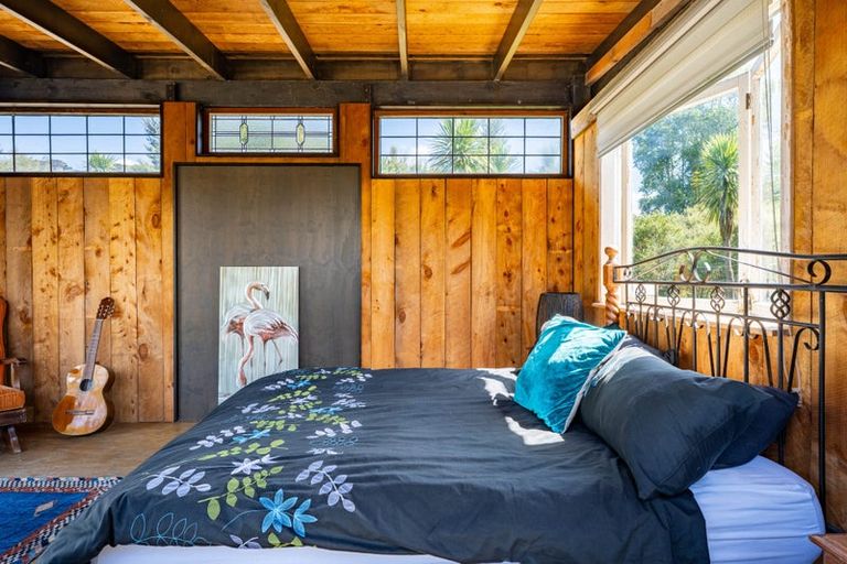 Photo of property in 149 Whaka Street, Maungaturoto, 0583