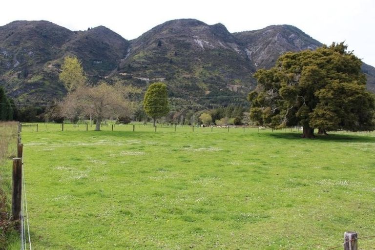 Photo of property in 383 East Takaka Road, East Takaka, Takaka, 7183