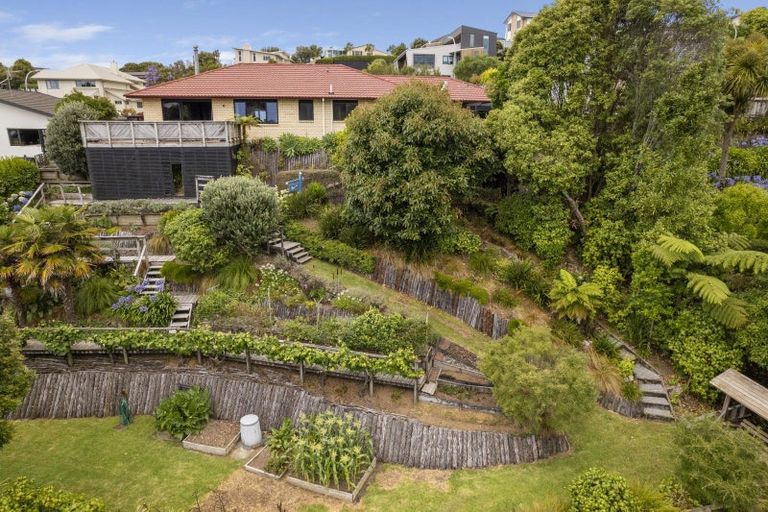 Photo of property in 203 Heta Road, Merrilands, New Plymouth, 4312