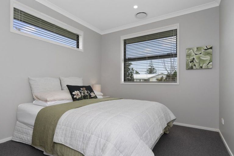 Photo of property in 15 Charlotte Drive, Omokoroa, 3114