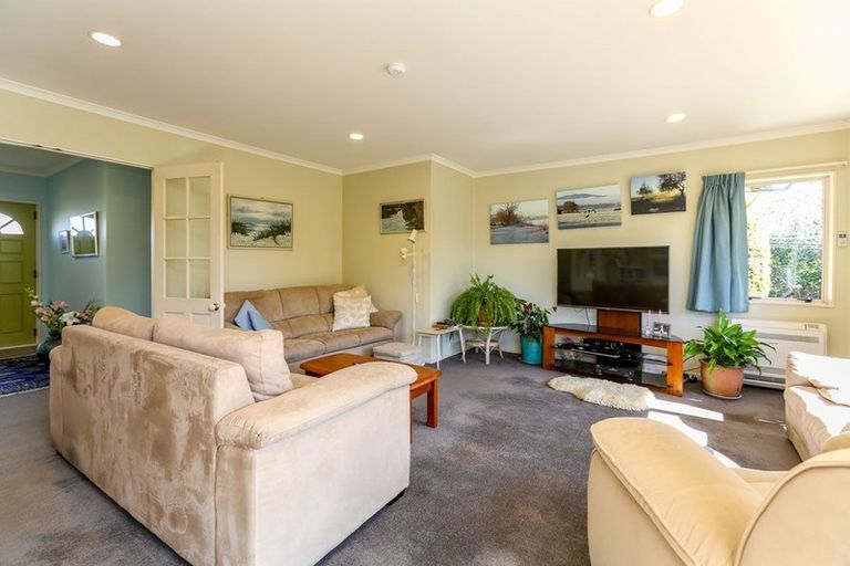 Photo of property in 132 Clawton Street, Westown, New Plymouth, 4310