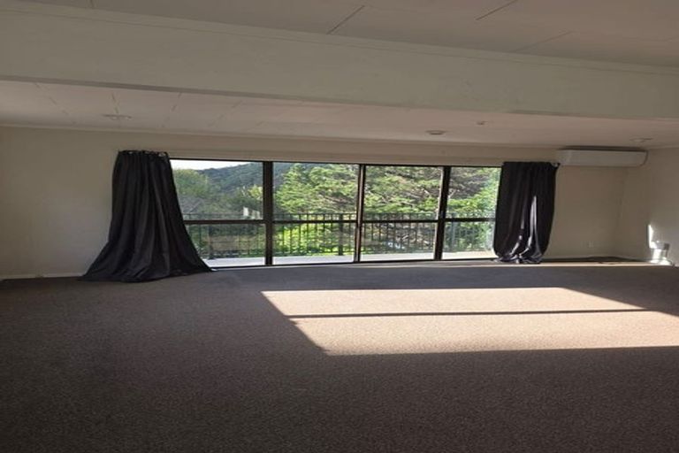 Photo of property in 20 Kerkwall Drive, Naenae, Lower Hutt, 5011