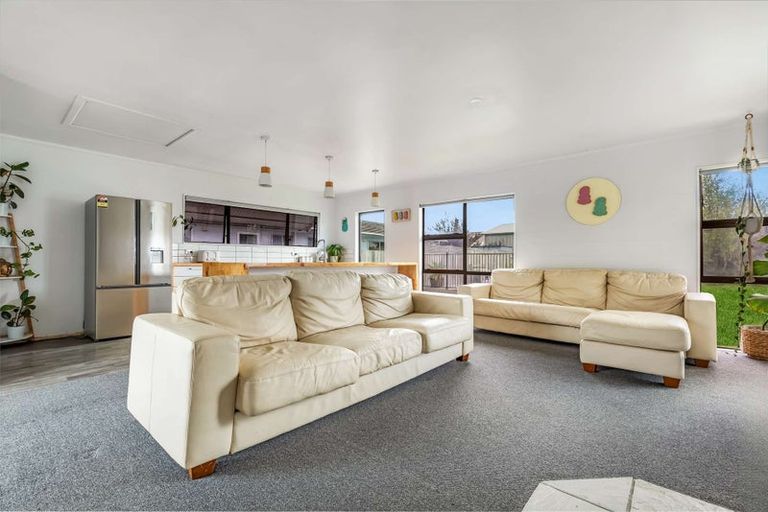 Photo of property in 11 Totara Street, Edgecumbe, 3120