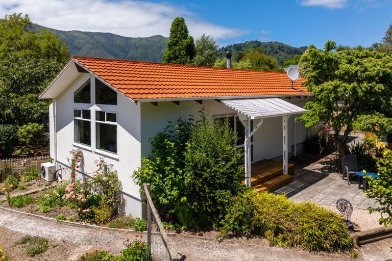 Photo of property in 14 The Anchorage, Waikawa, Picton, 7220