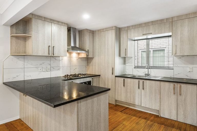 Photo of property in 169 Russell Road, Manurewa, Auckland, 2102