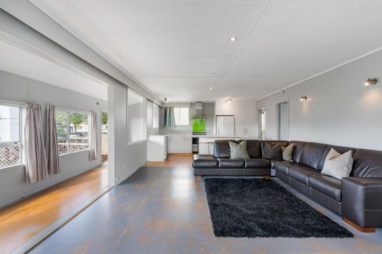 Photo of property in 117 Pohutukawa Crescent, Whangamata, 3620