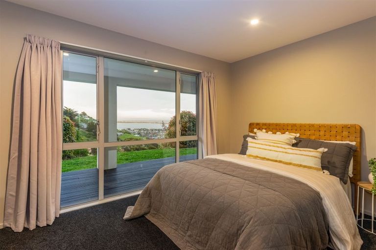 Photo of property in 12 Mandalay Lane, Redcliffs, Christchurch, 8081