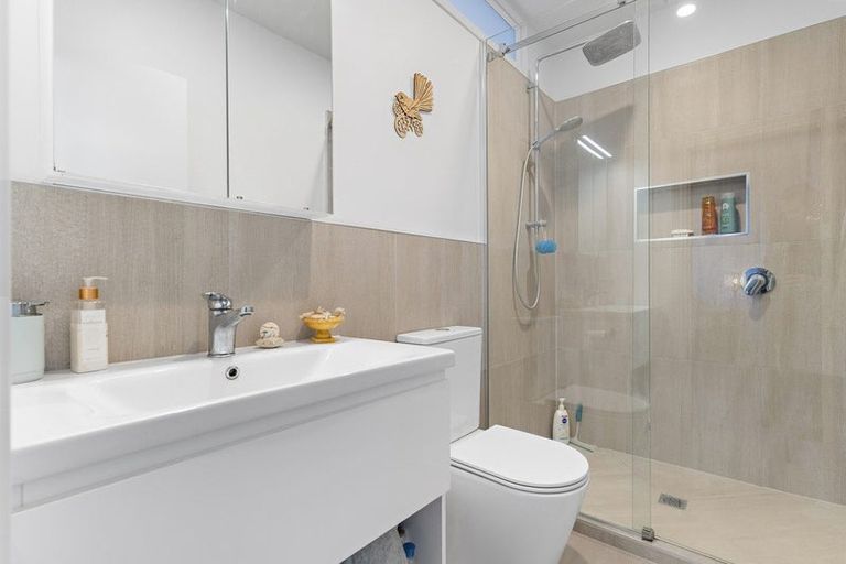 Photo of property in 27 Sackville Street, Martinborough, 5711