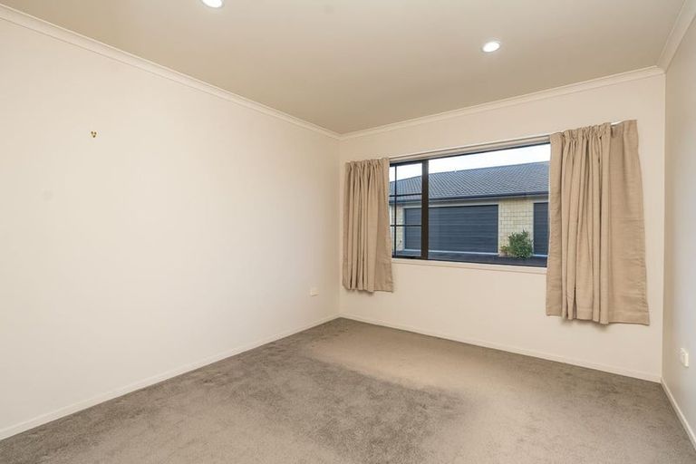 Photo of property in Bramley Gardens, 27/3 Turnbury Court, Rototuna, Hamilton, 3210