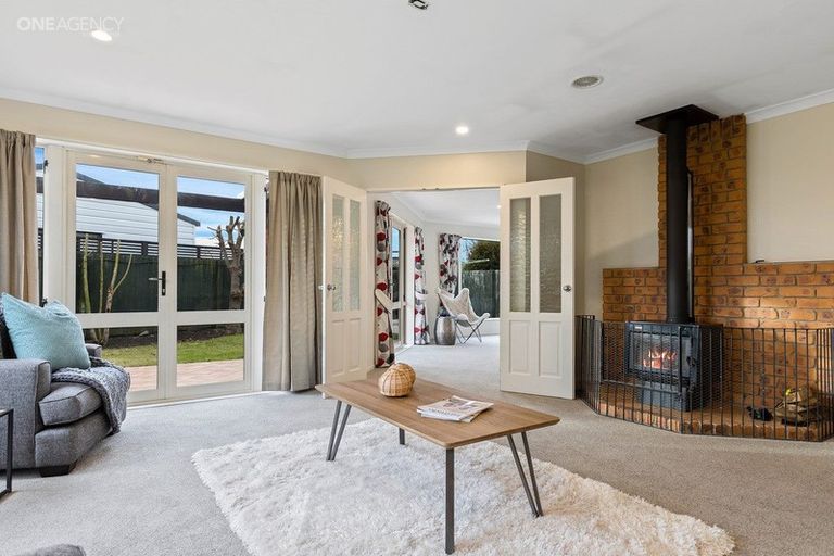 Photo of property in 24 Carmana Gardens, Rangiora, 7400