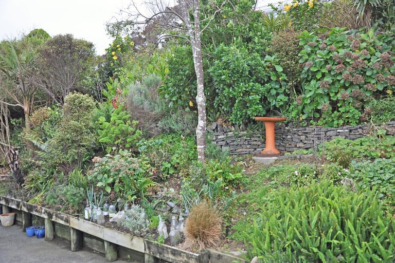 Photo of property in 58 Grand View Road, Leigh, 0985