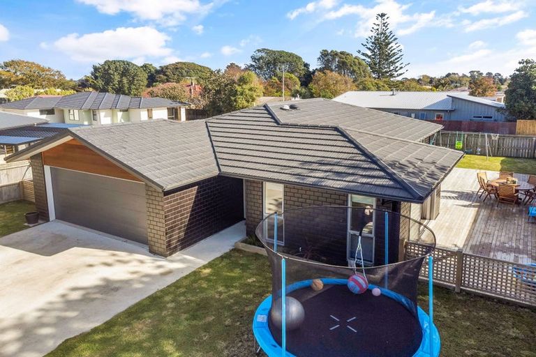 Photo of property in 7b Te Manuao Road, Otaki, 5512