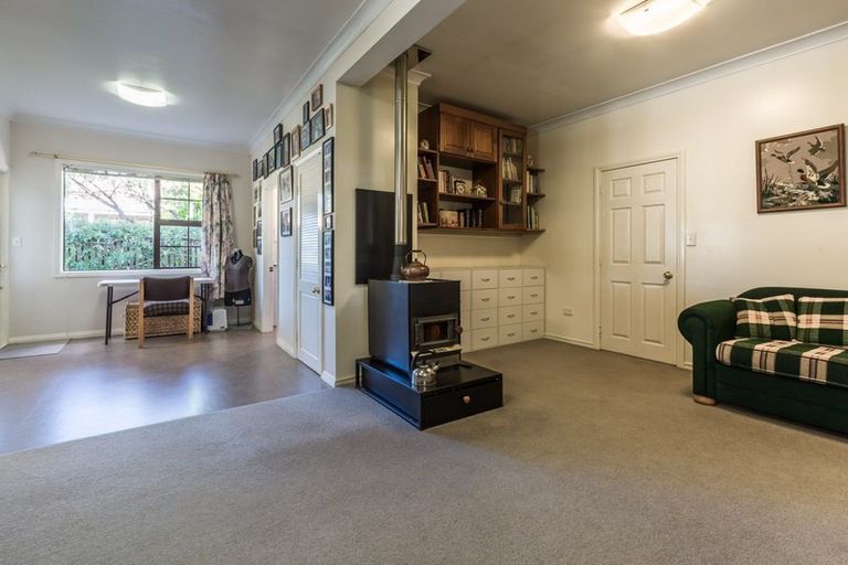 Photo of property in 5 Plassey Street, Havelock North, 4130