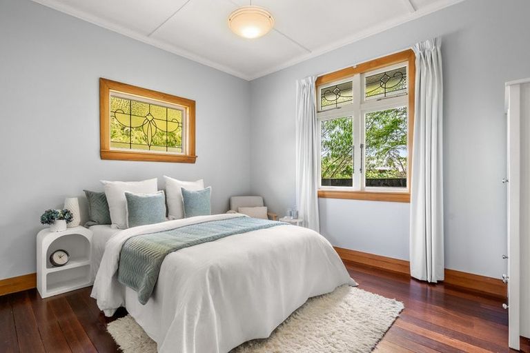 Photo of property in 82 Naples Street, Martinborough, 5711