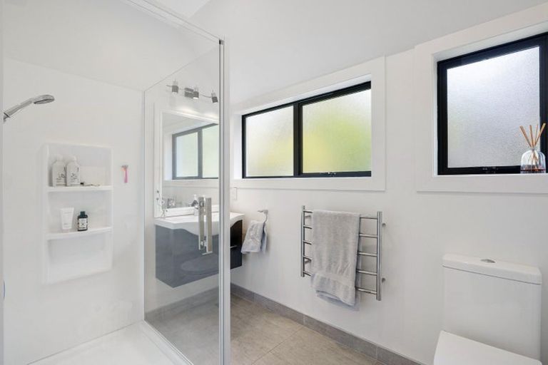 Photo of property in 2/74 Harakeke Street, Fendalton, Christchurch, 8014