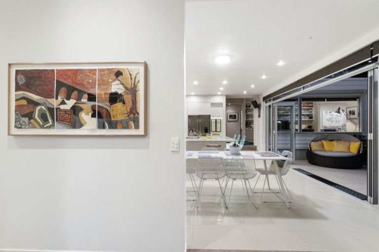 Photo of property in 1a Brown Street, Hauraki, Auckland, 0622